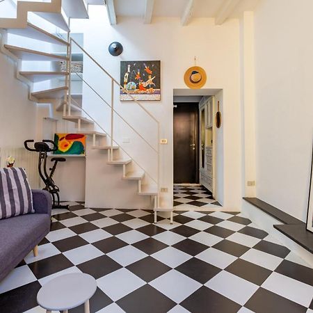 Porta Ticinese Colorful Apartment! Милано Екстериор снимка