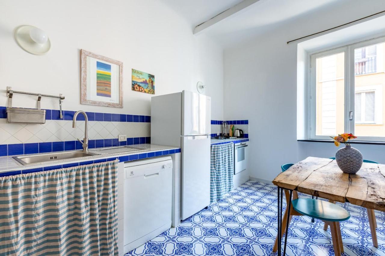 Porta Ticinese Colorful Apartment! Милано Екстериор снимка
